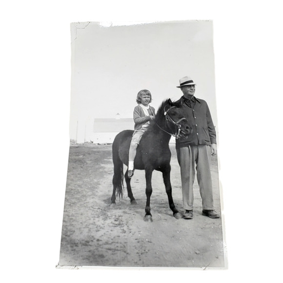 Vtg B&W Orig Photo 1964 Found Young Girl Learns to Ride Horse Snapshot Lot of 3 - Picture 3 of 7
